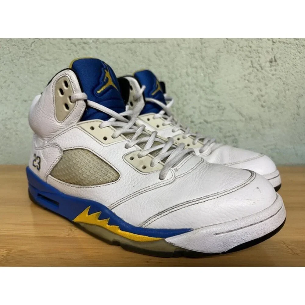 Size‎ 11.5 - Jordan 5 Retro Laney 2013 136027-199